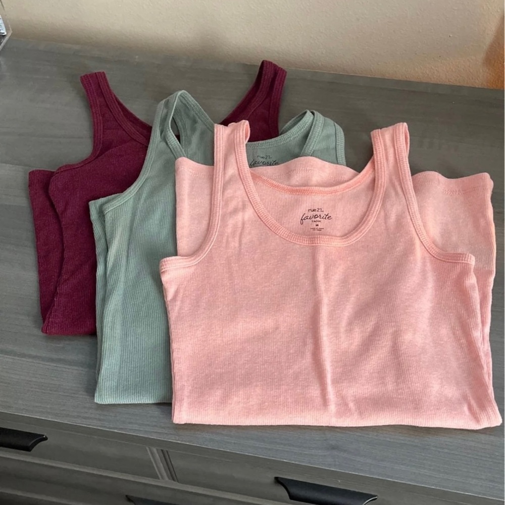 Tank top bundle